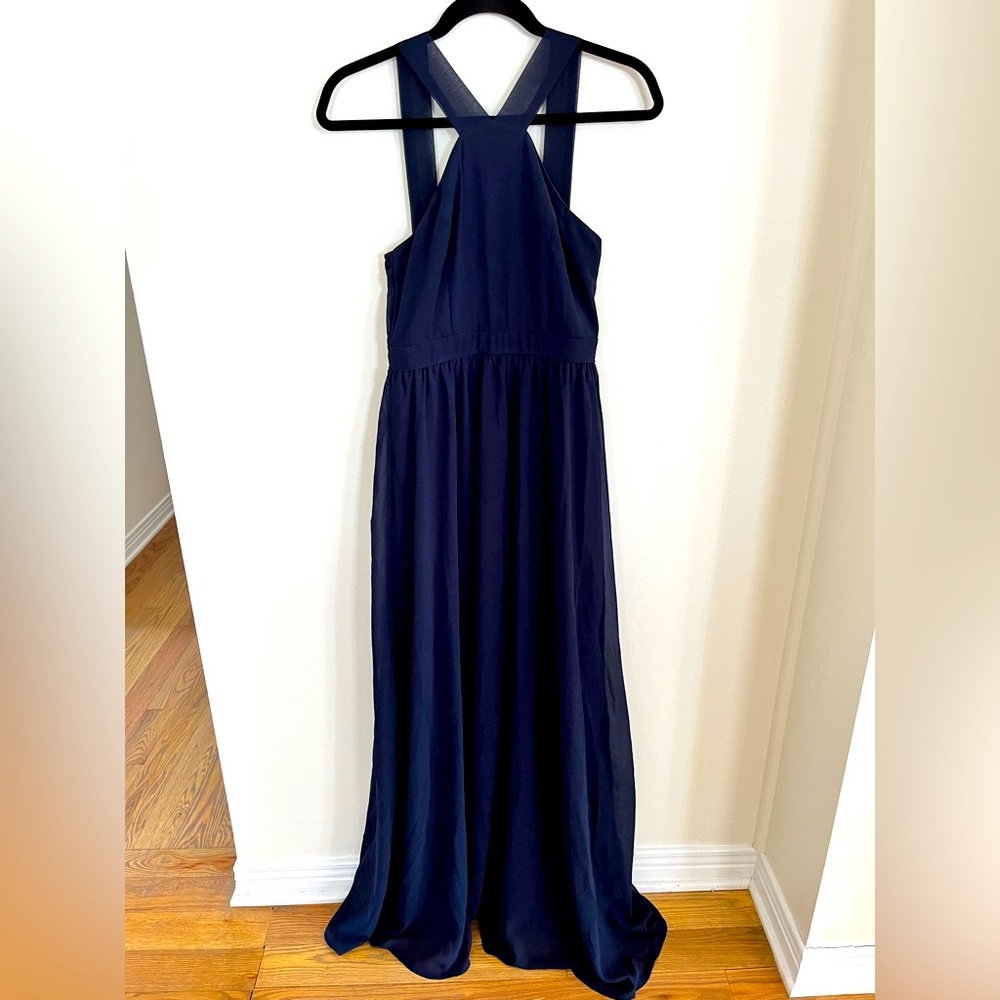 Simply elegant Long Navy Women’s LuLu Dress Size Small